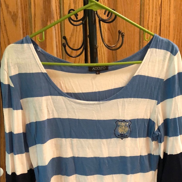 Women’s Top - Picture 2 of 4